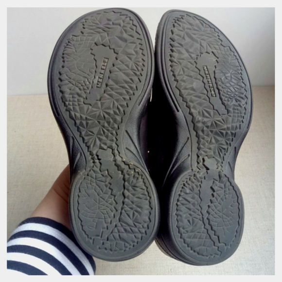 Merrell Women US 6 Black Leather Mary Jane’s - Picture 7 of 8